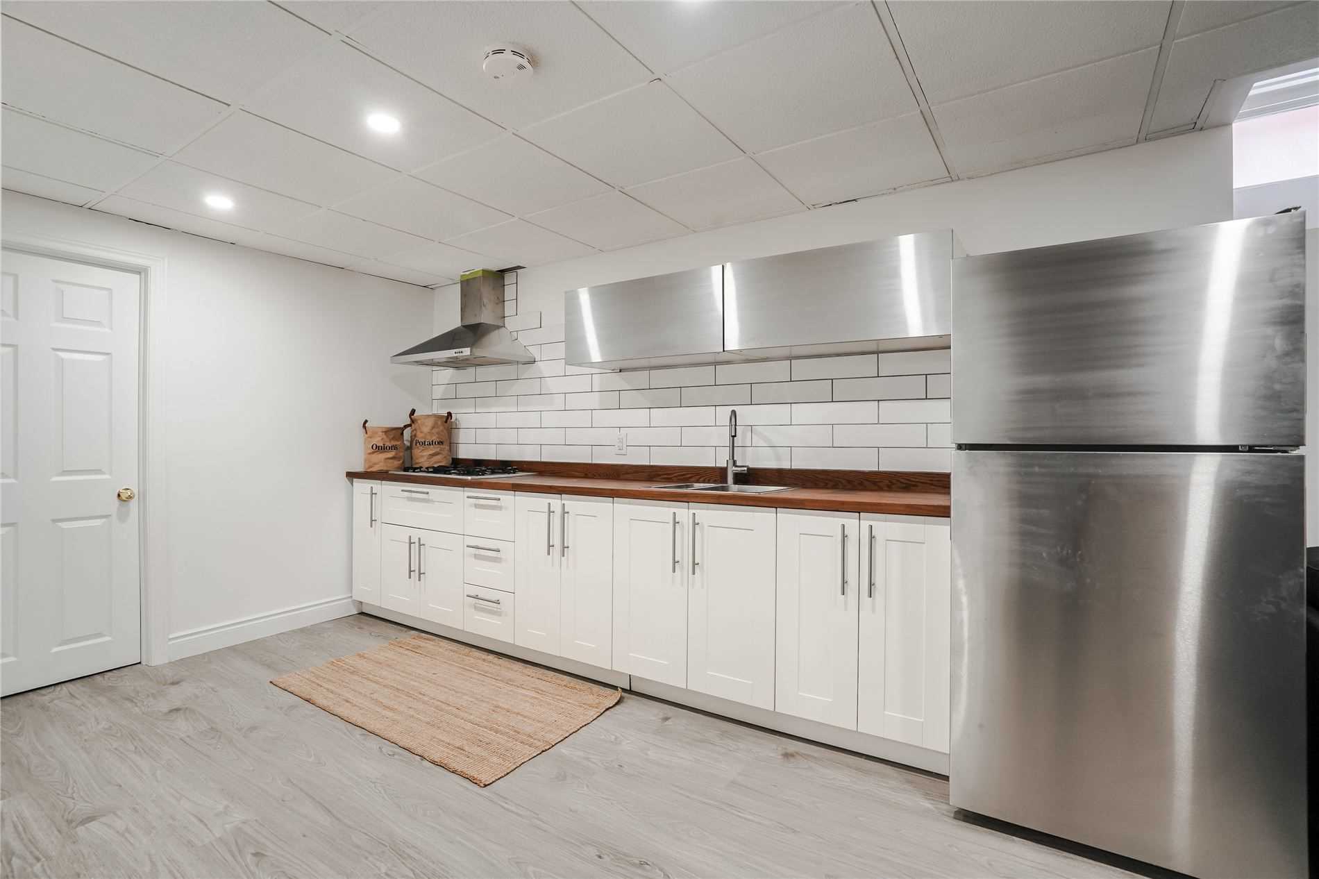 Renovated house photograph 36